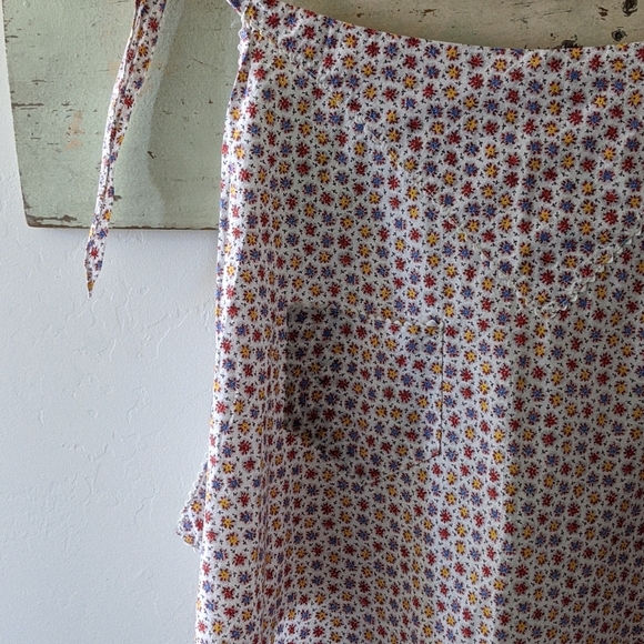 Vintage Handmade Calico Half Apron - Picture 3 of 12